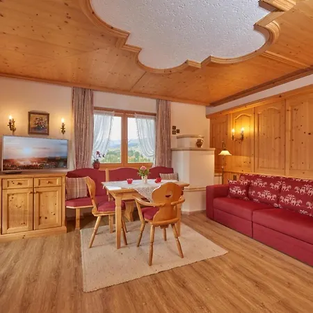 Gaestehaus Schmuck Reit im Winkl Buitenkant foto